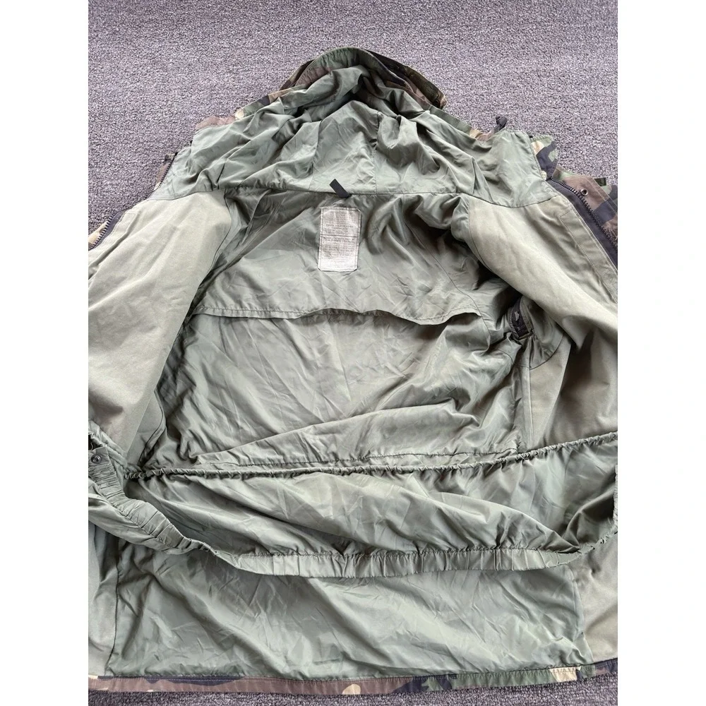 US Military ECWCS Parka Cold Weather Woodland Camo Medium Regular Army NATO